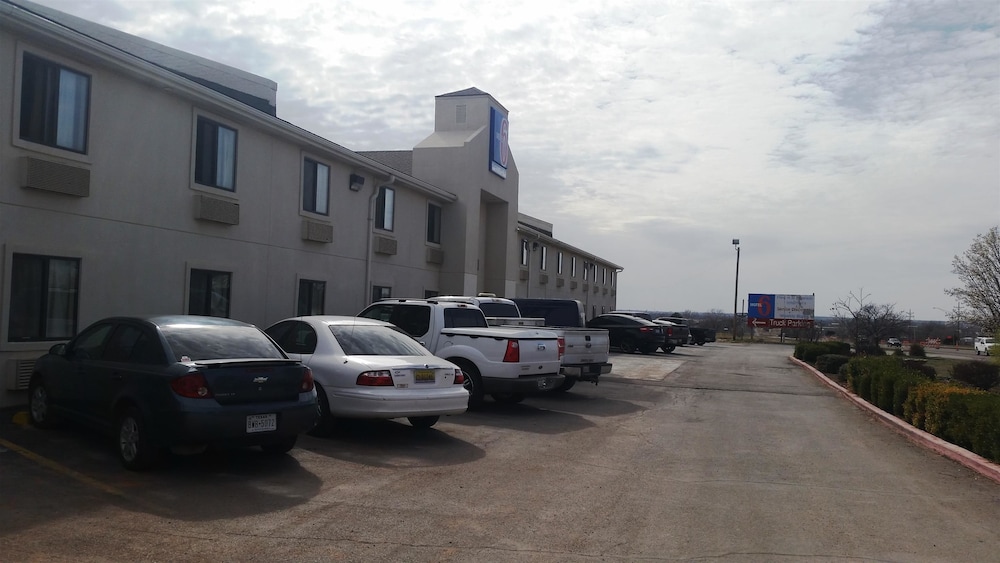 Motel 6 Elk City OK - photo 13
