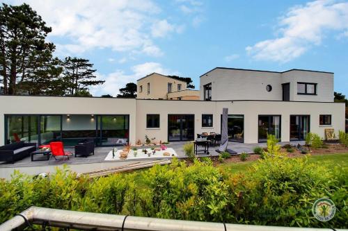 La roche mignonne in Trebeurden, France