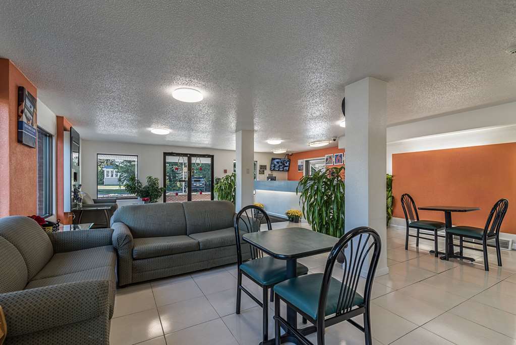Motel 6 Albany NY Airport - photo 21