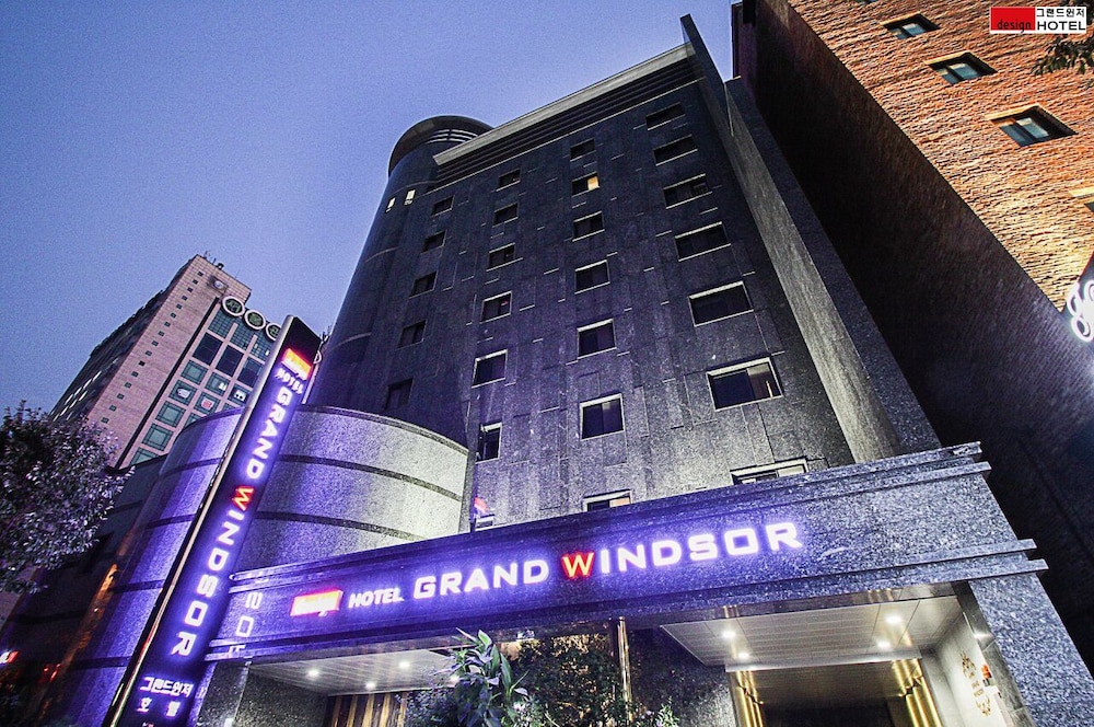 Rendezvous Hotel - carbon neutral hotel in Hanam