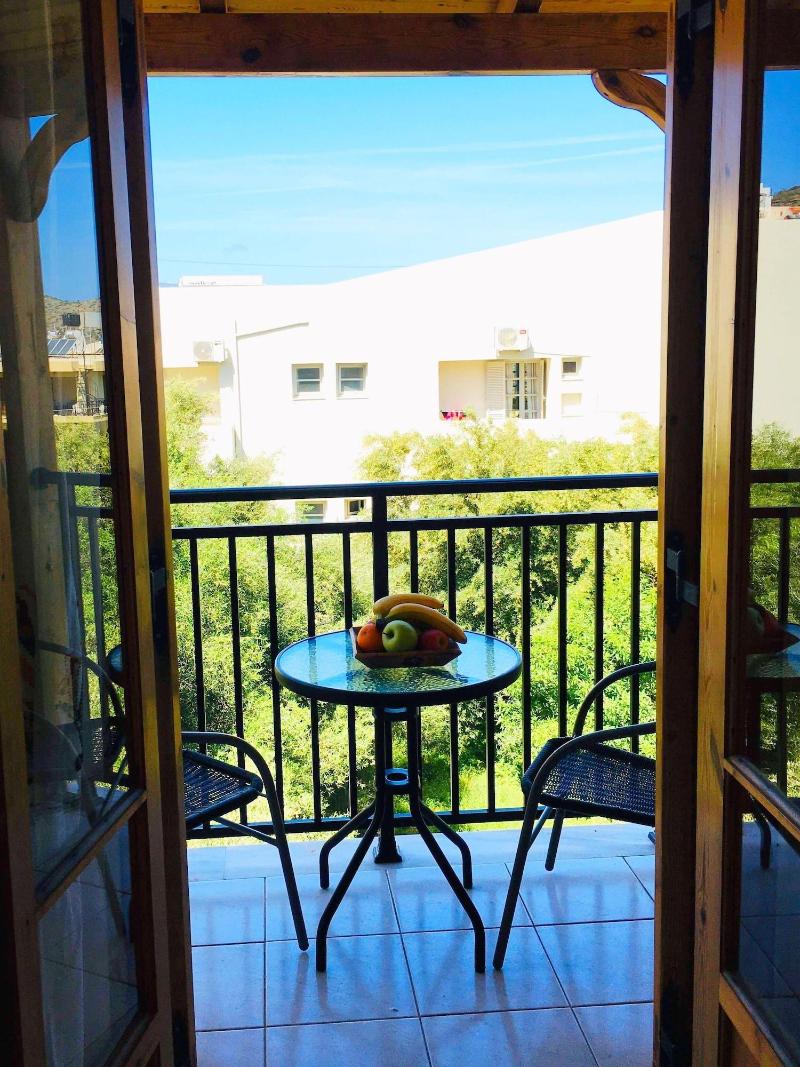 Emilia Apartments — 4-Star Luxury Hotel in Agios Nikolaos, Greece