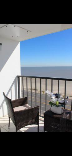 Relaxing Galveston Oceanfront Escape With Heated Pool in Galveston, United States