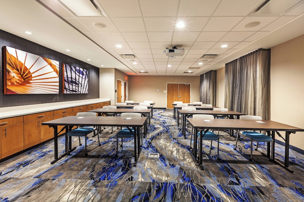 Fairfield Inn & Suites by Marriott Tulsa Catoosa - photo 32