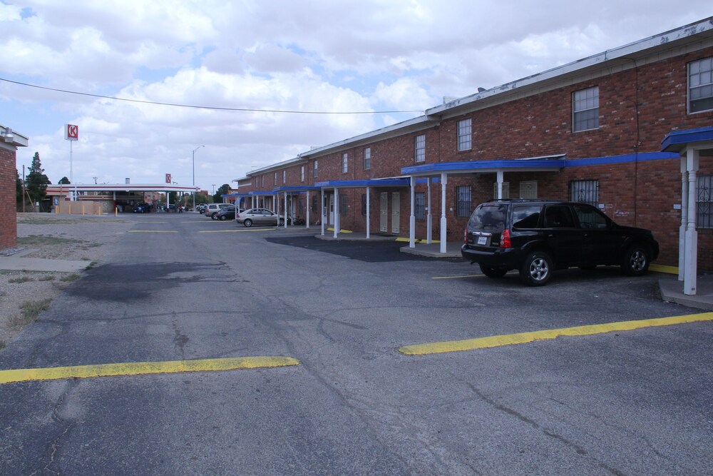 SuperLodge Motel - photo 60