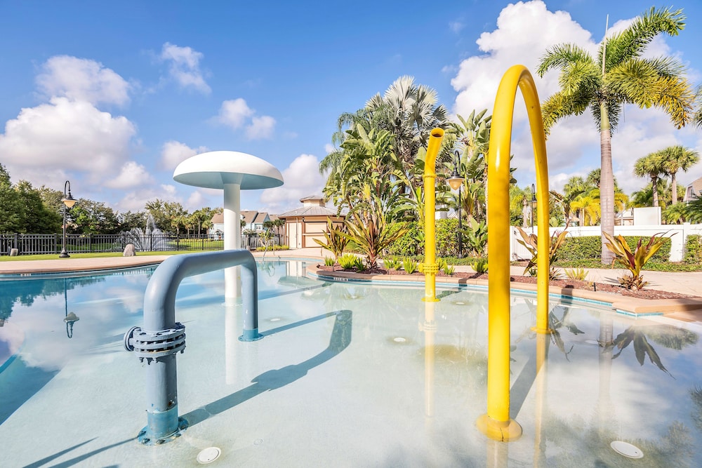 Runaway Beach Club Resort - photo 54