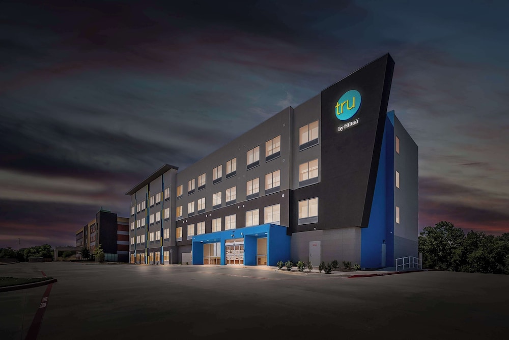 Tru by Hilton Plano Hwy 75 - photo 53