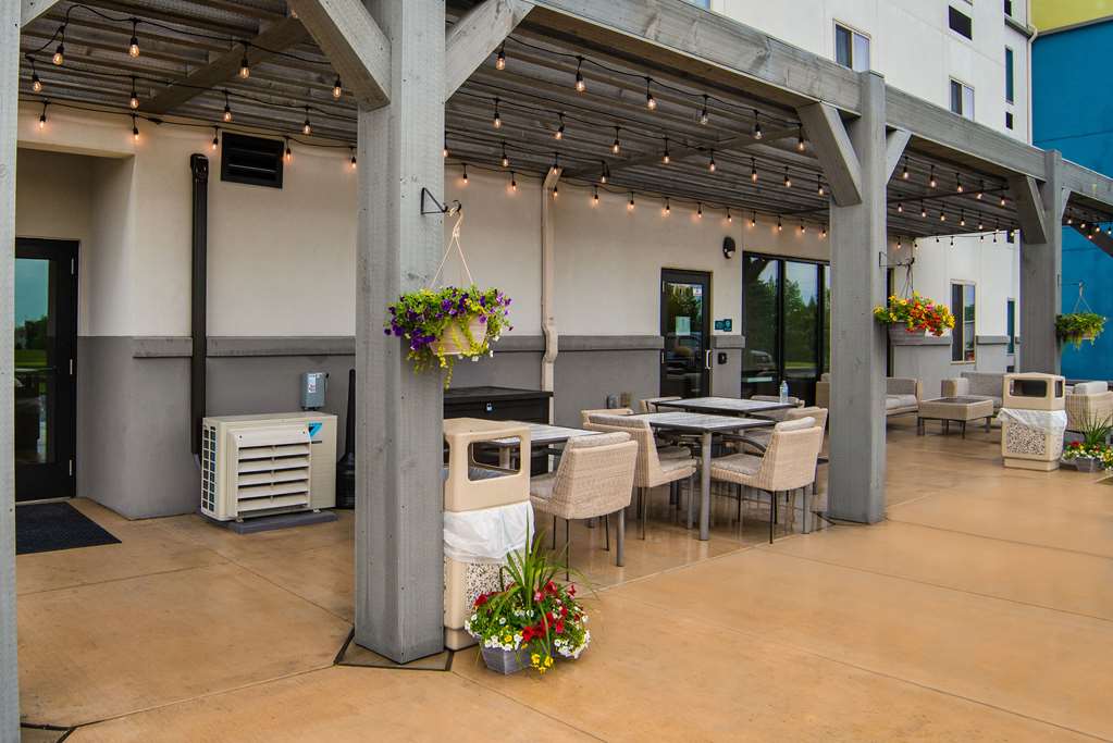 MainStay Suites Carlisle Harrisburg - photo 42
