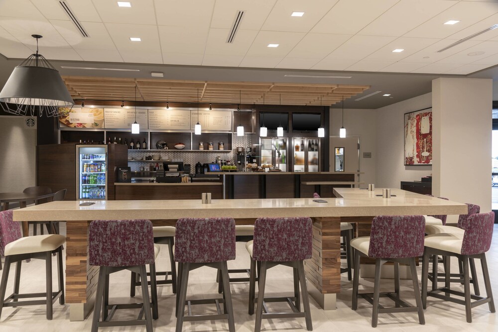 Courtyard by Marriott Cleveland Elyria - photo 17