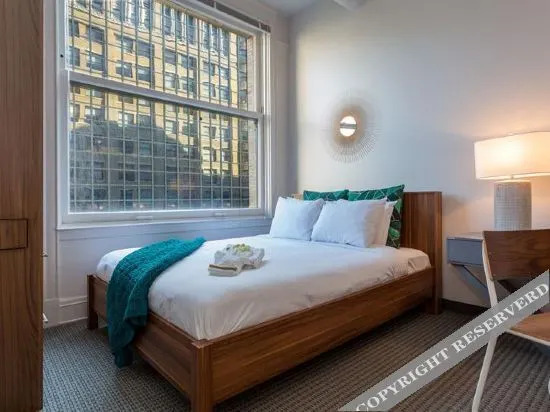 Hip 3BR in the Chicago Loop by Sonder - photo 11