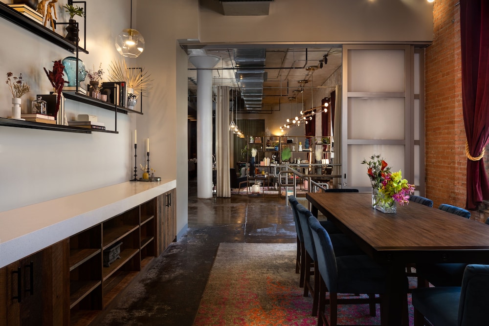 Canvas Hotel Dallas - photo 51