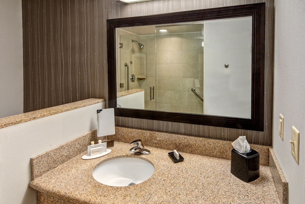 Courtyard by Marriott Newport News Airport - photo 15