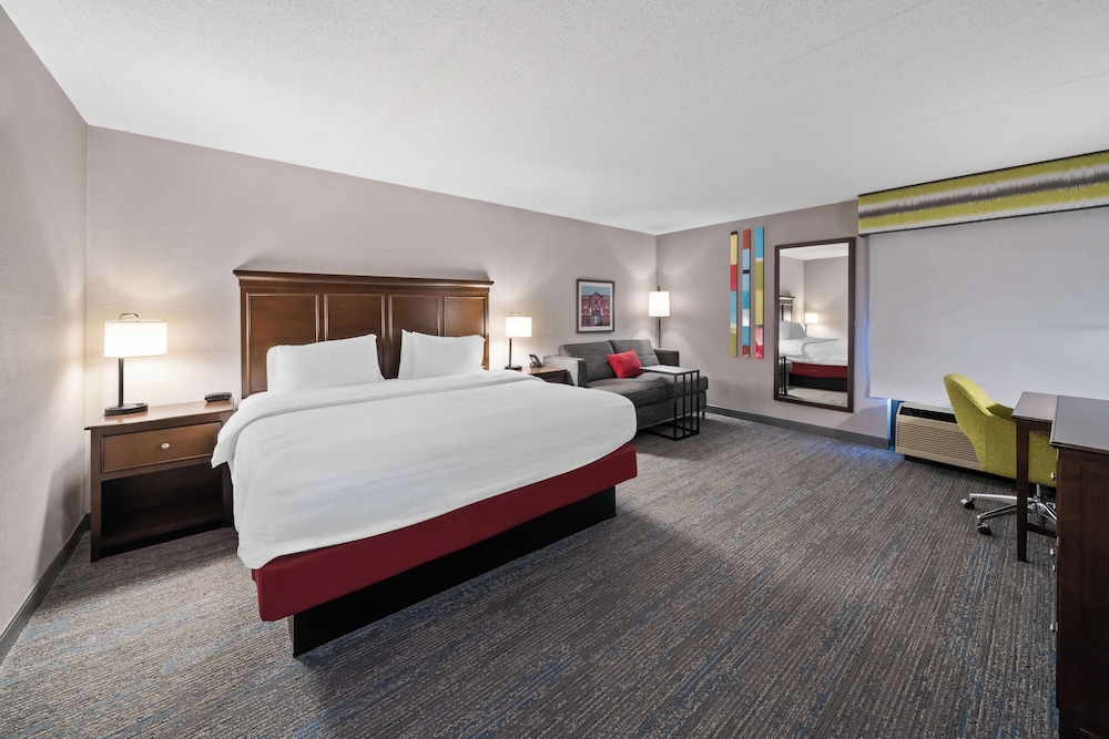 Hampton Inn Franklin Milford - photo 27