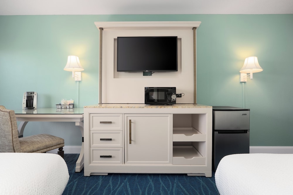 Fireside Inn & Suites Belfast - photo 8