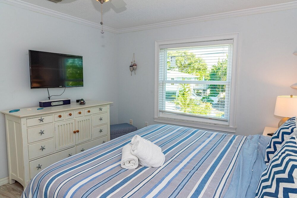 White Shell - photo 25