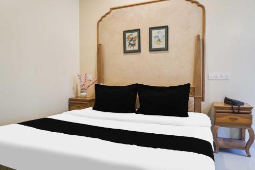 Collection O Baner Road Pune Formerly Hotel Rajwada in Pune, India