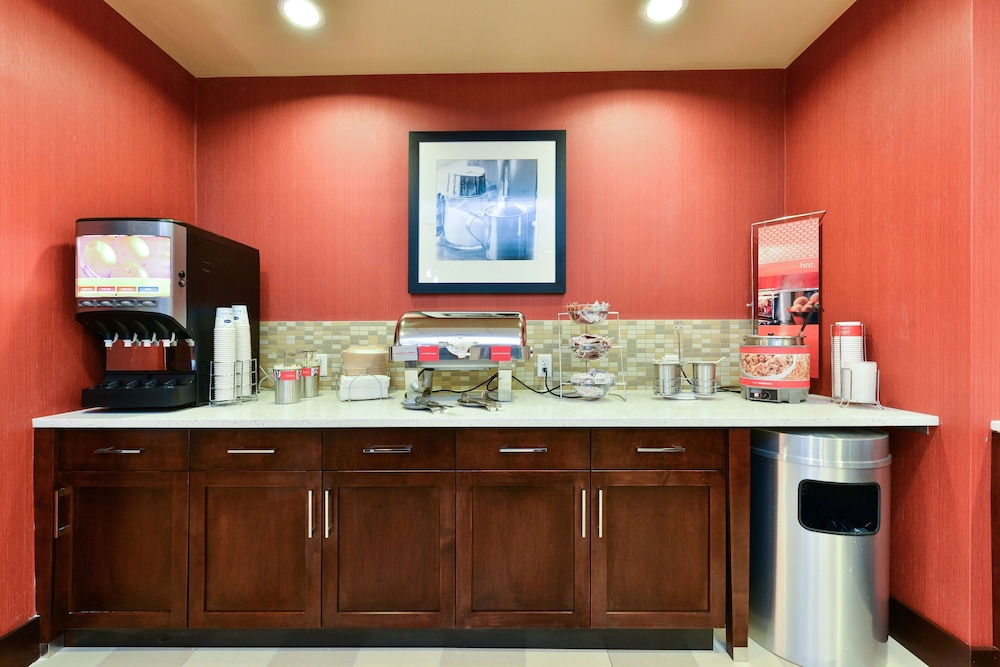 Hampton Inn Corning Painted Post - photo 27