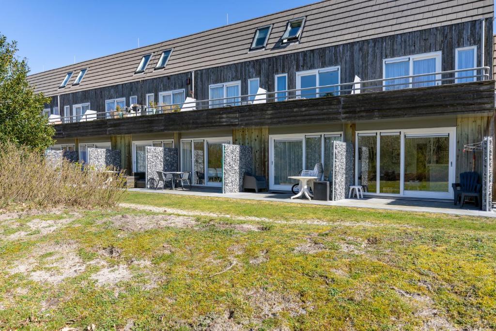 Amelander Kaap 126 — 4-Star Luxury Hotel in Hollum, Netherlands