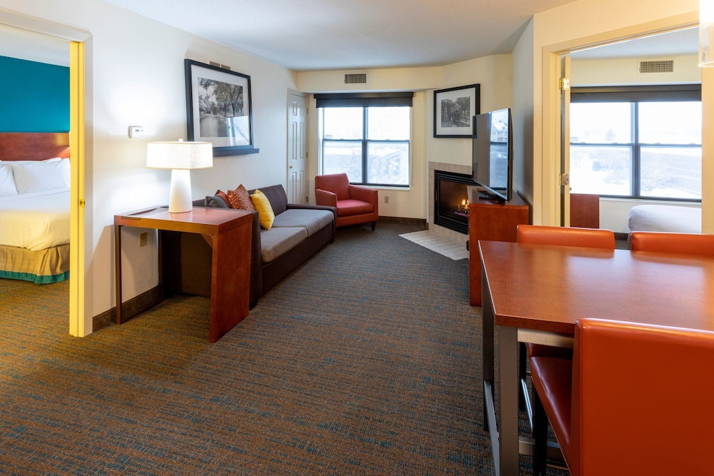 Residence Inn by Marriott Minneapolis St. Paul Roseville - photo 27