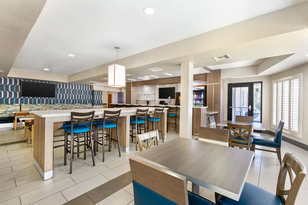 Best Western Plus Safford - photo 36