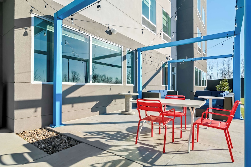 Tru by Hilton Rogers Bentonville - photo 30