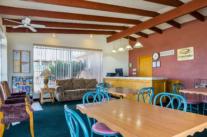 Econo Lodge Wakeeney - photo 31