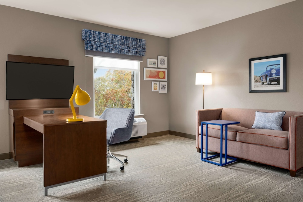 Hampton Inn & Suites Ocean City West - photo 16