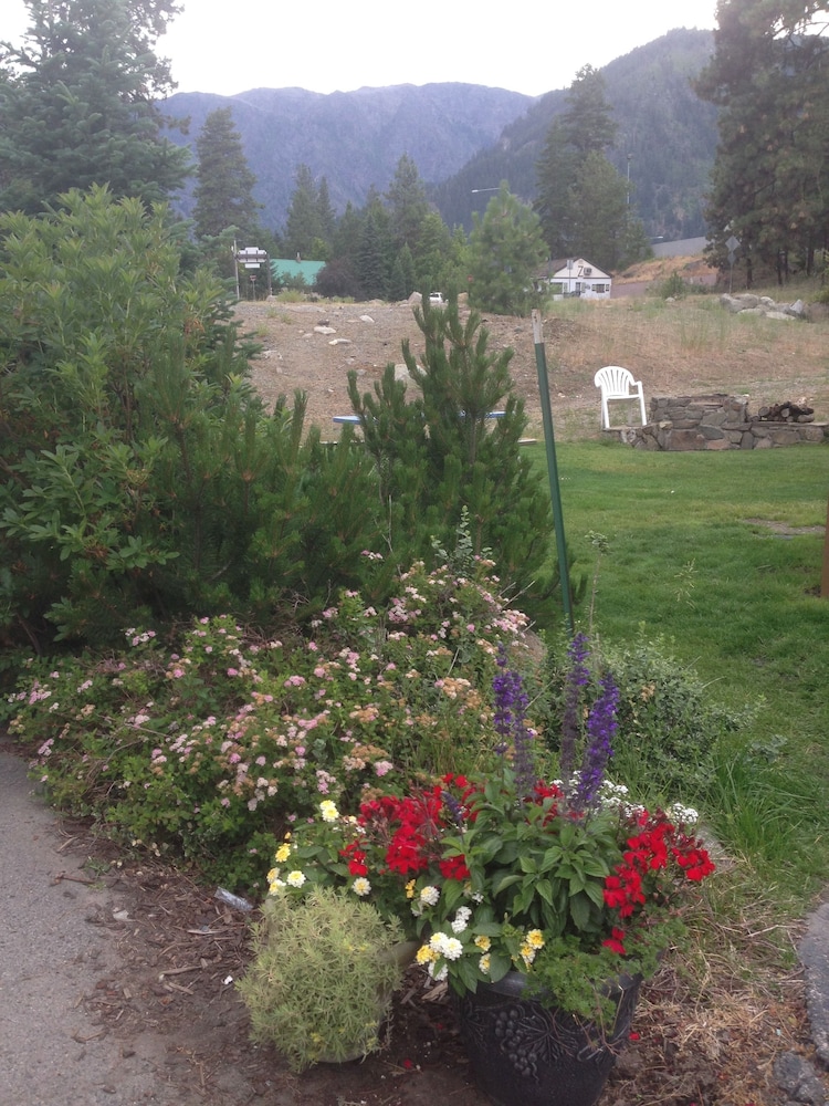 Alpine Rivers Inn - photo 38