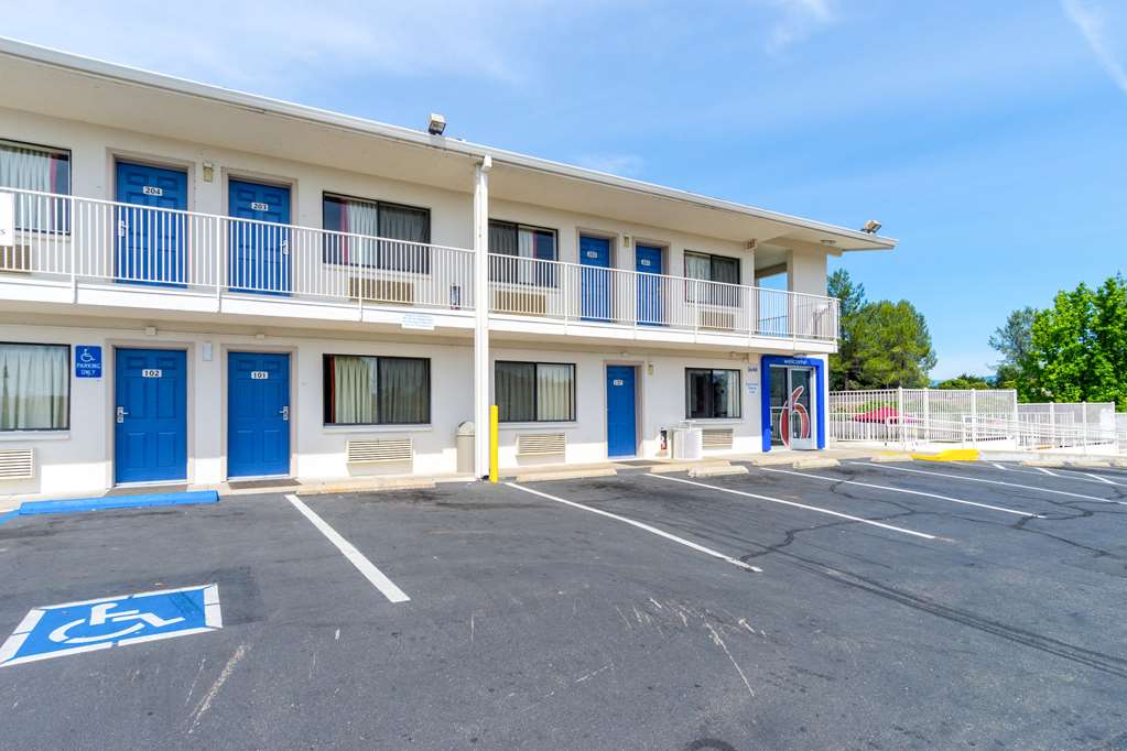 Motel 6 Redding CA Central - photo 2