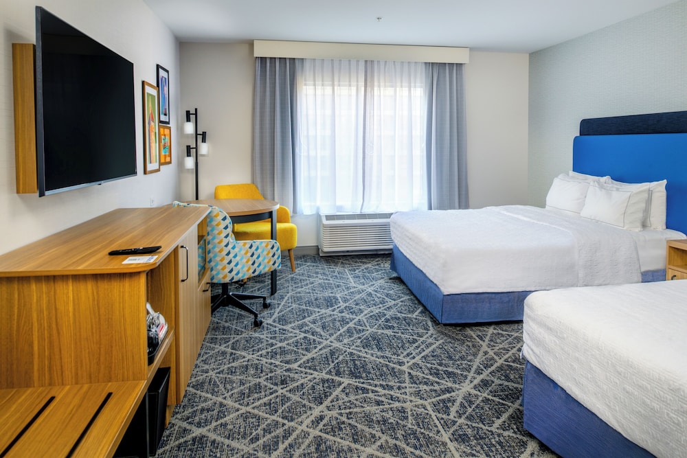 Hampton Inn by Hilton St. Louis Airport - photo 5