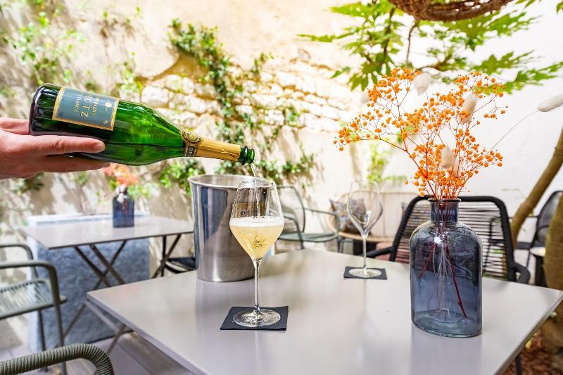 Hôtel Azur Reims Centre in Reims, France