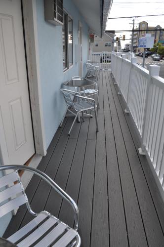 Coastal Inn Ocean City - photo 9