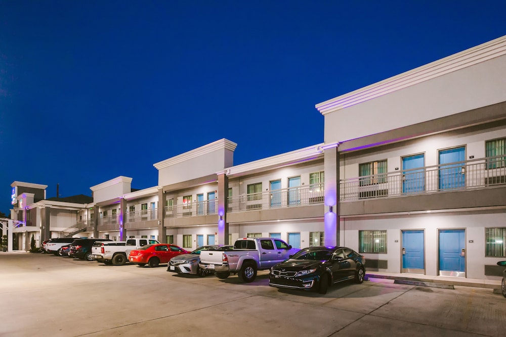 Express Inn Spring - photo 49