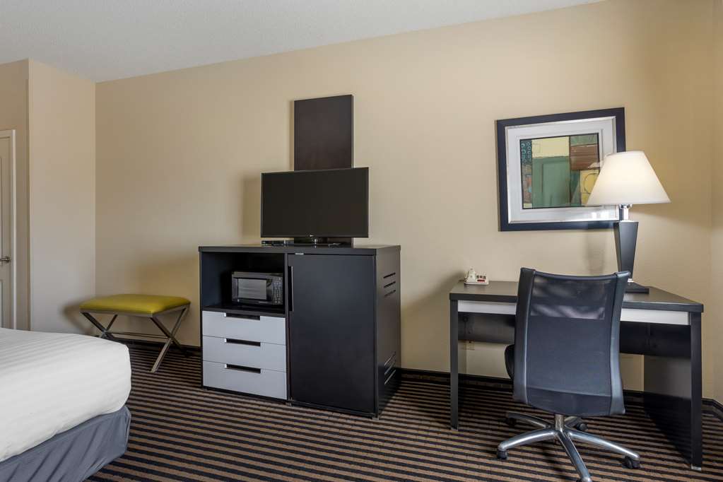 Best Western Plus Searcy Inn - photo 11