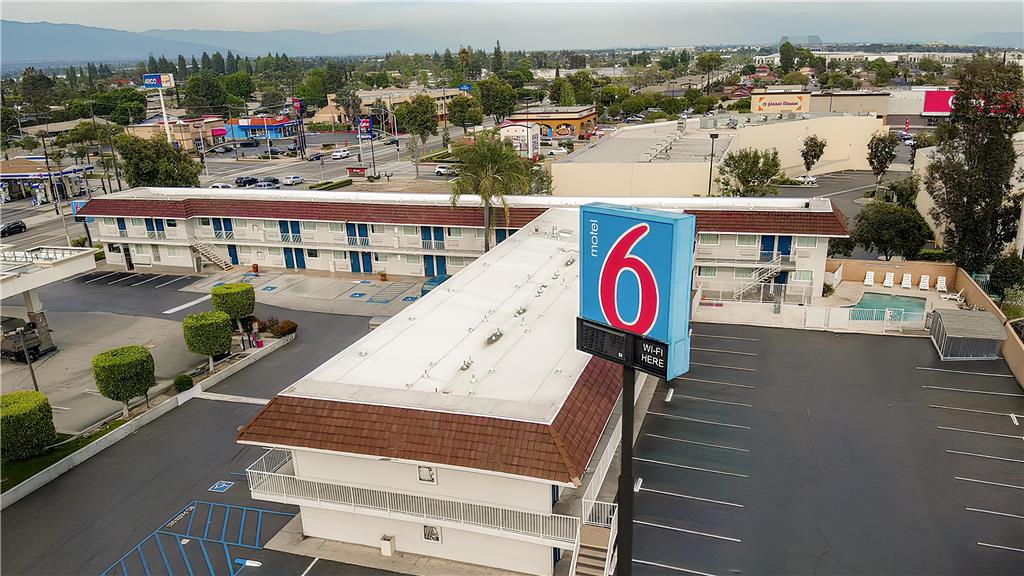 Motel 6 Ontario Airport - photo 15