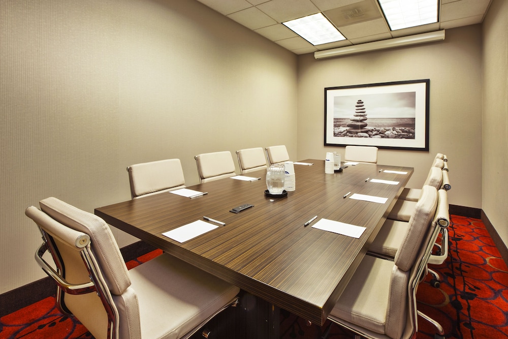 Hampton Inn & Suites Providence Warwick Airport - photo 48