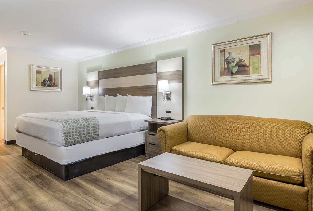 Americas Best Value Inn Columbus TX - photo 20