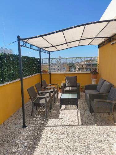 Cozy Apartments — 4-Star Luxury Hotel in Lido Di Ostia, Italy
