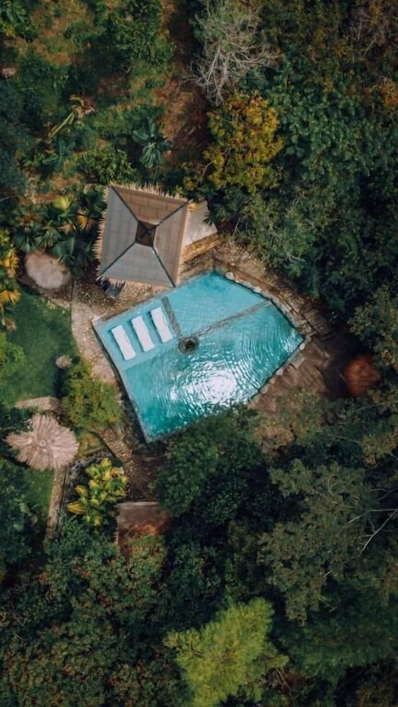 Eco Hotel Tierra de Agua — hotel in Cocorna