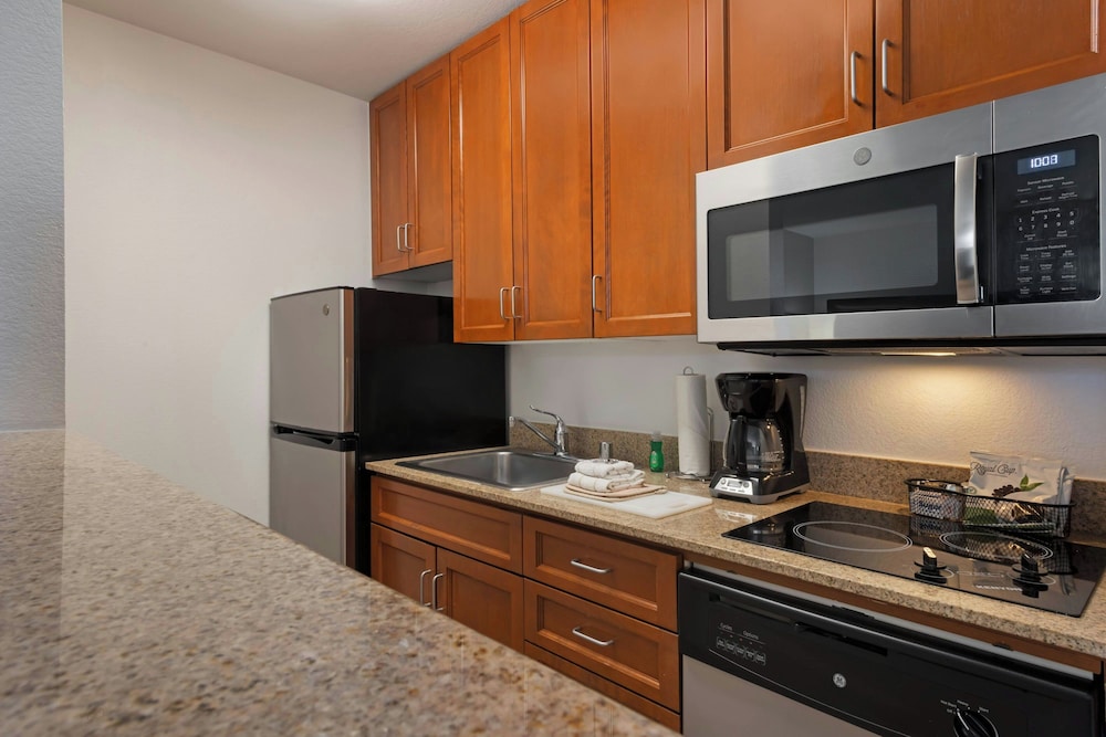 TownePlace Suites by Marriott Ontario Airport - photo 21