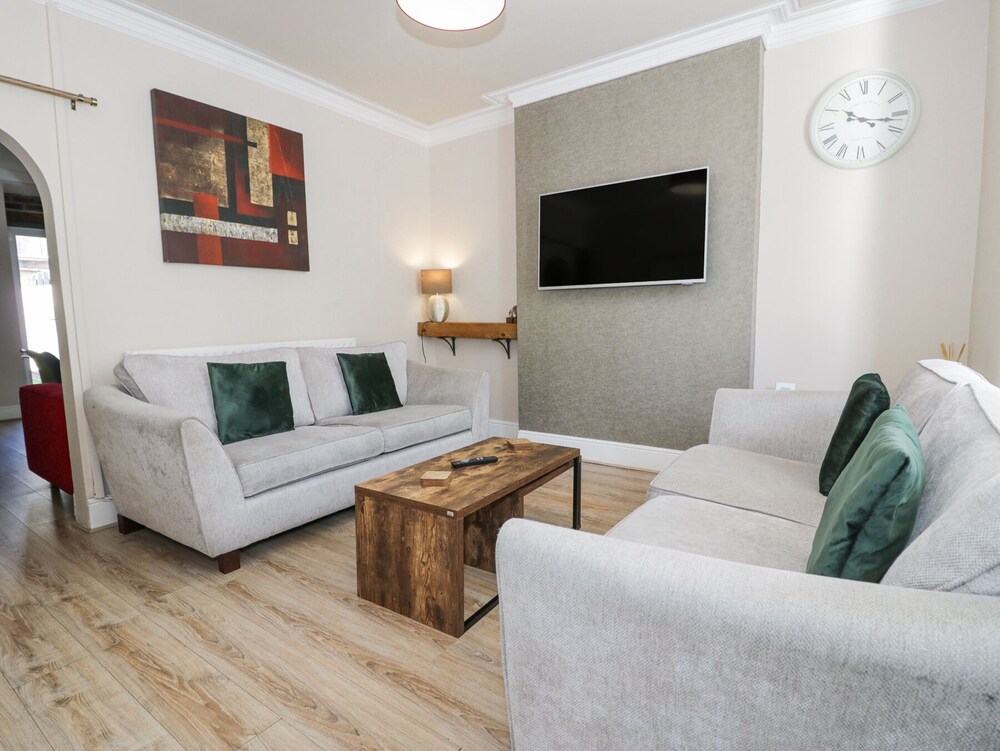 Apartment 1 Llandudno Central — 4-Star Luxury Hotel in Llandudno, United Kingdom