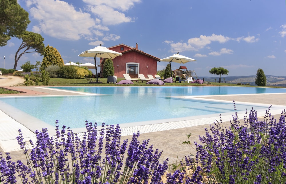 Locanda Rossovino in Tuscania, Italy