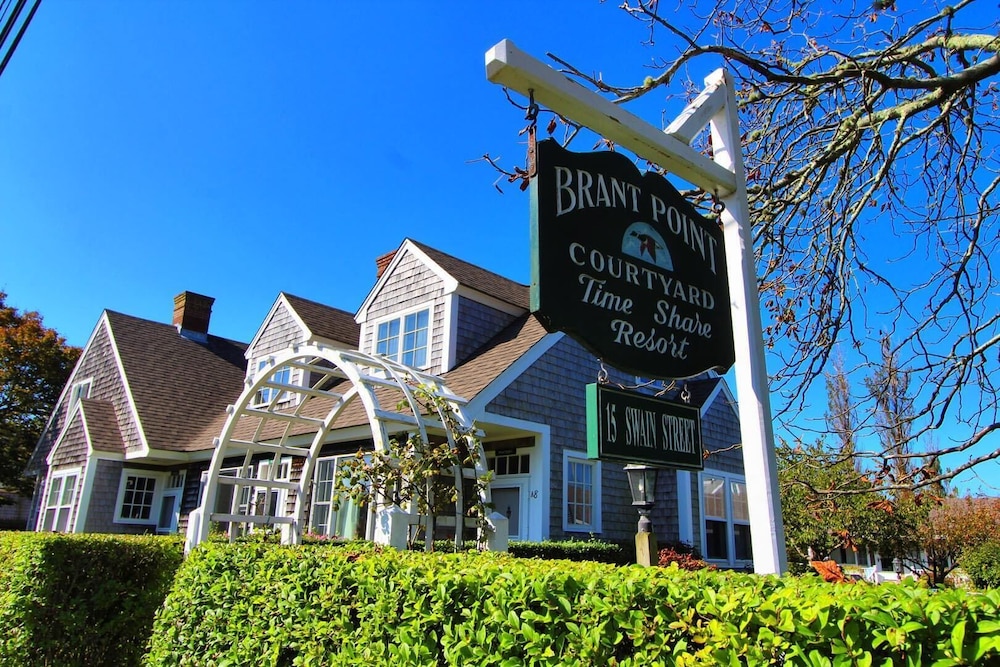 Brant Point Courtyard - photo 23