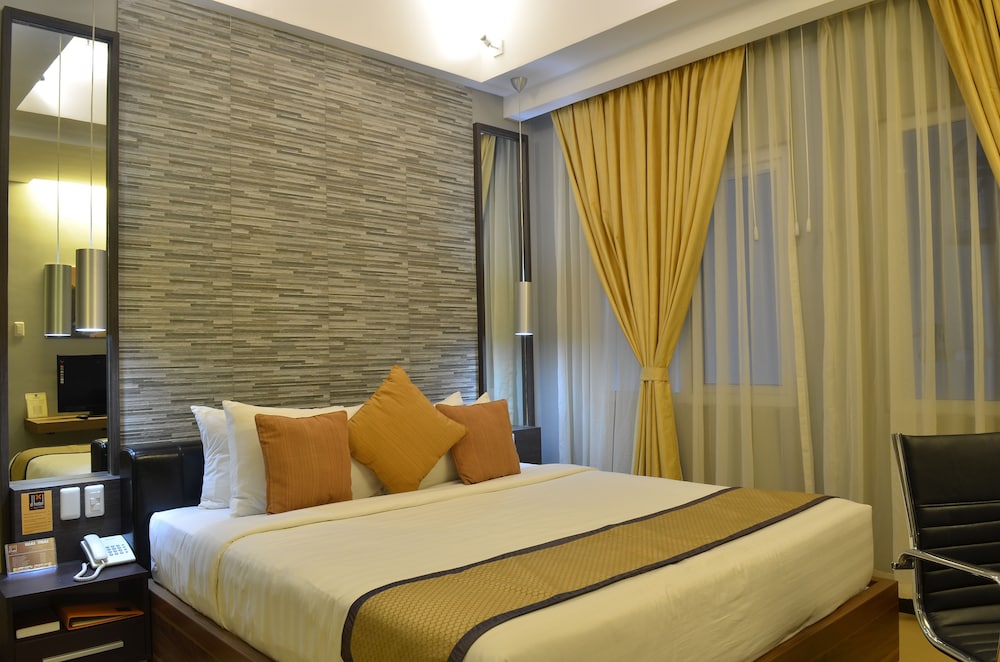 D’ Hotel and Suites — Dipolog — photo 2