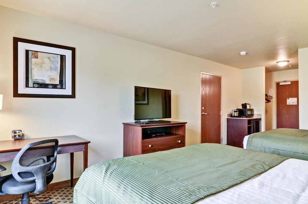 Castle Rock Inn & Suites - photo 23