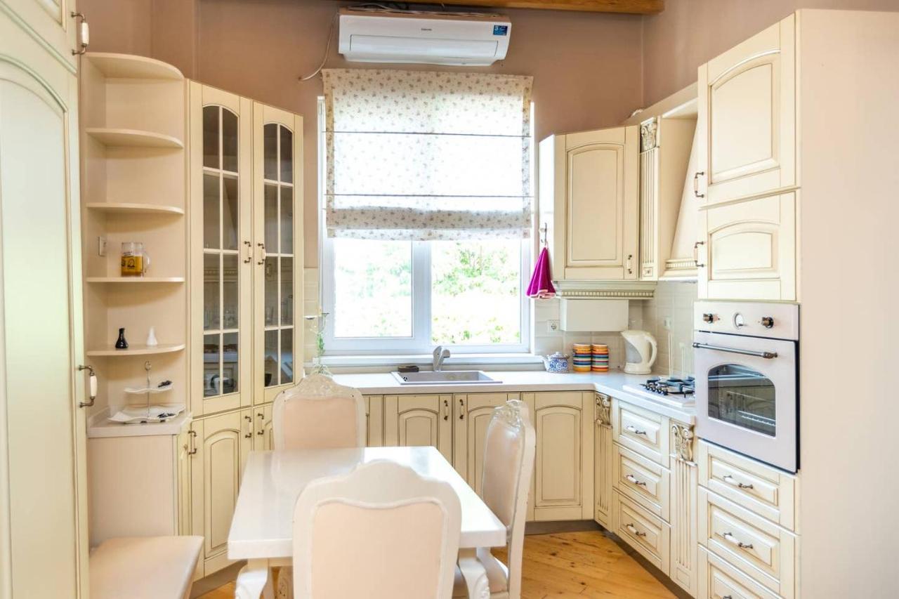Wehost Duplex Near Rustaveli Avenue