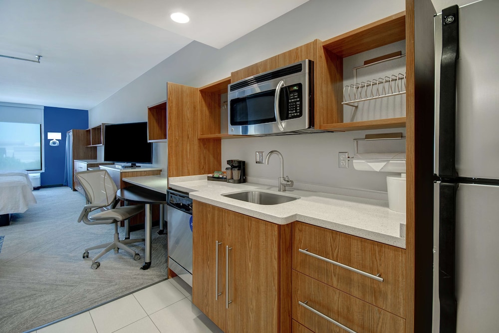 Home2 Suites by Hilton Dallas Frisco - photo 21