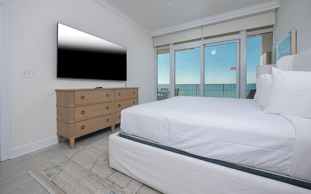 Phoenix Gulf Towers 908 4 Bedroom Condo - photo 6