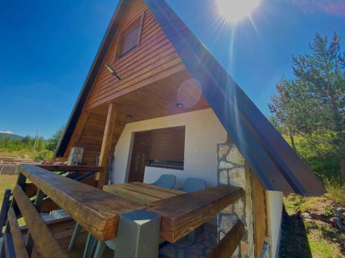 Srce Zminice - carbon neutral hotel in Zabljak