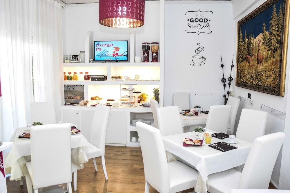 Hotel Kennedy - carbon neutral hotel in Naples