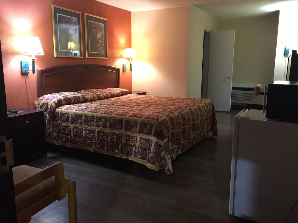 Ingleside Motel - photo 4